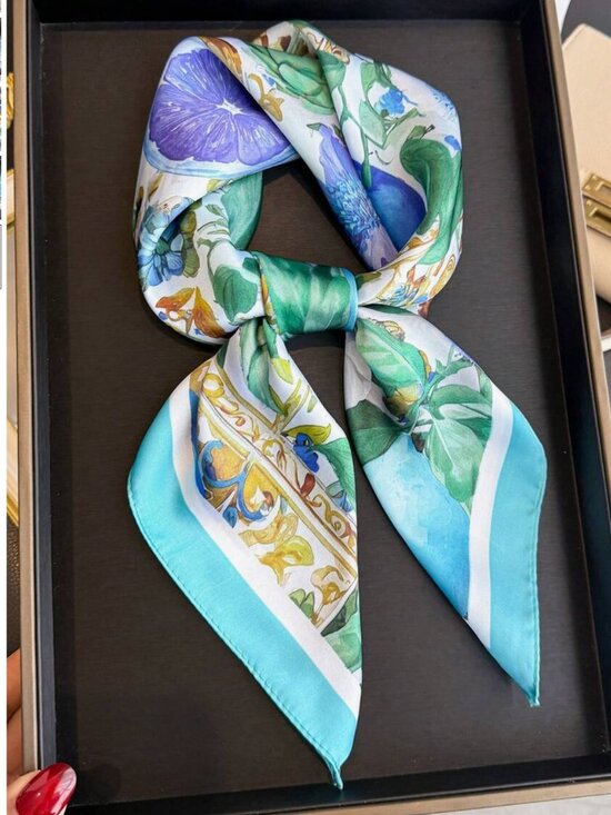 Accessories - 🩷👗Elegant Summer Scarf w/Blue Lemon Motif
